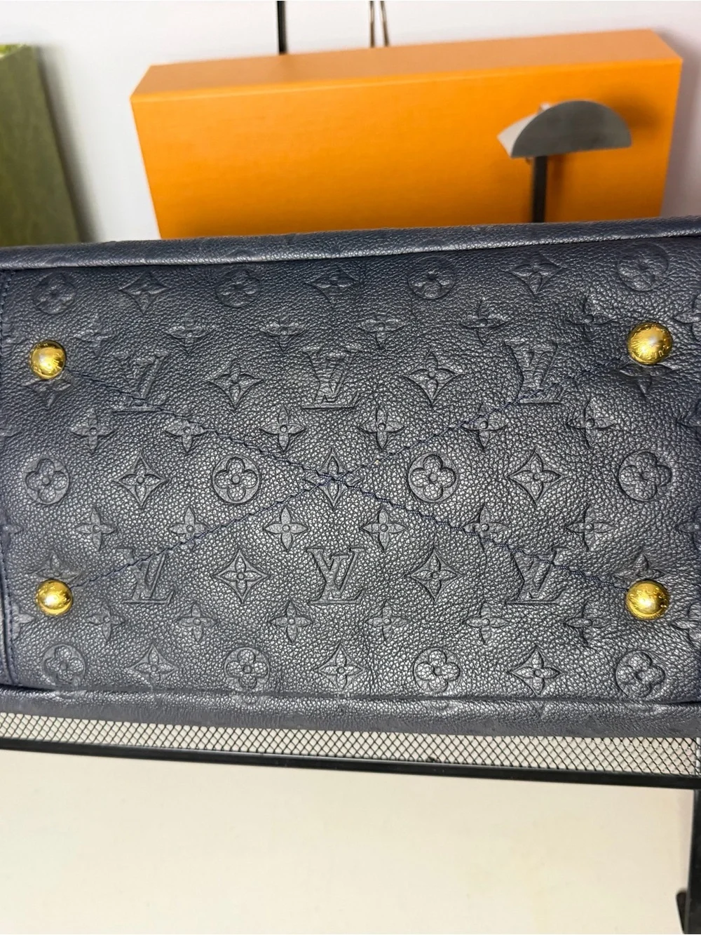LOUIS VUITTON MONOGRAM EMPREINTE ARTSY MM – NAVY